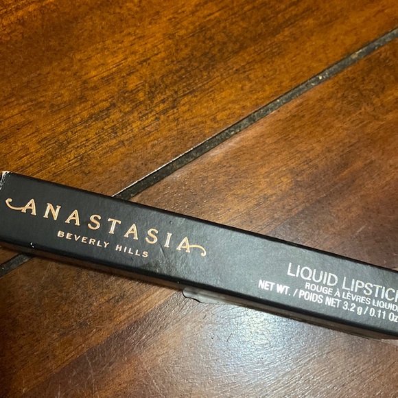 New With Tags Milk Shake Anastasia Beverly Hills Liquid Lipstick - Picture 2 of 5
